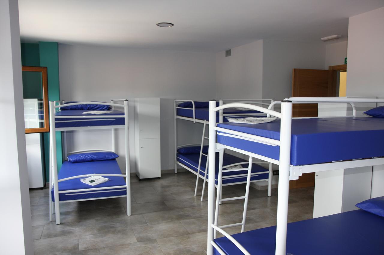 Albergue Outeiro Vandrehjem Palas de Rei Eksteriør billede